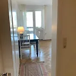 Flat Medien Hafen 30mintofair Apartment *