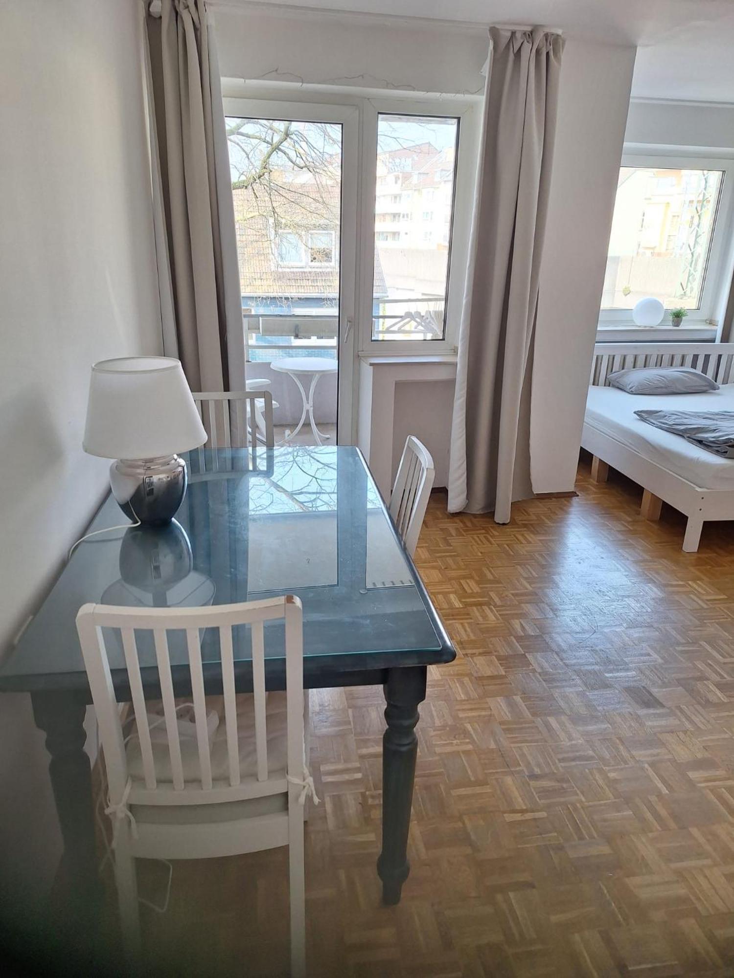 Flat Medien Hafen 30mintofair Düsseldorf